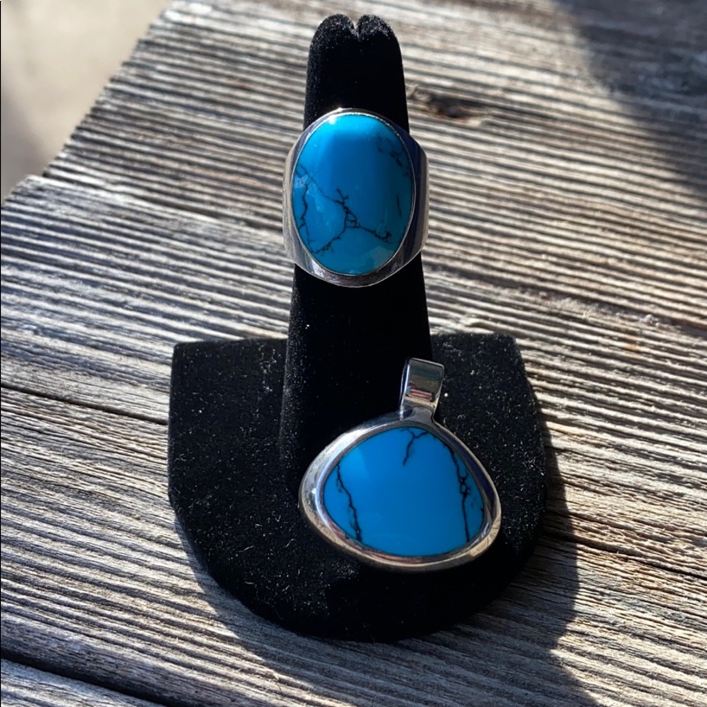 💙 Genuine Turquoise and 9.50 ring & pendant